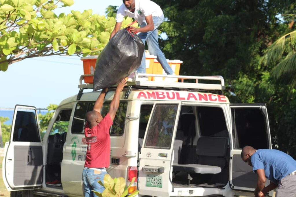 Loaiding up supplies for earthquake victims